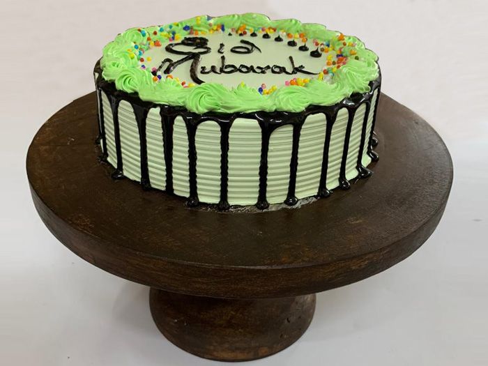 Editor For Eid Mubarak Cake With Name
