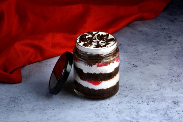 Black Forest Jar Cake Pack of 4 - Customizable