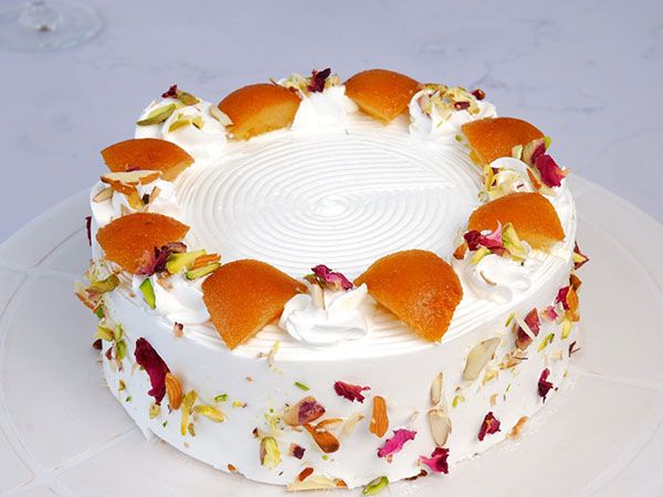Gulab jamun cake, gulab jamun, fusion cake, special cakes, gulab jamun cake online delivery