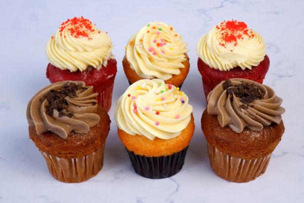 Butter Cupcake - 3 Flavors
