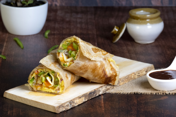 Chicken Tikka Roll | Bhuna Chicken Roll | Egg Cheese Roll