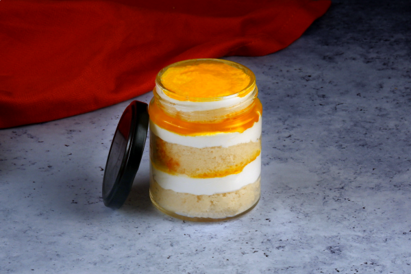 mango cake, mango cake online, mango birthday cake, mango season, warmoven, mango jar cake, jar cakes online