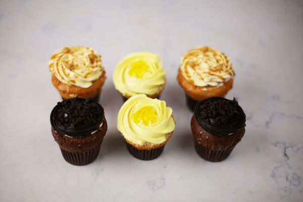 Assorted Cupcakes - Pack of 6