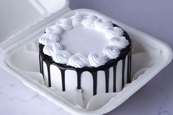 Bento Cake, order cake online, bento cakes delivered across India, best bento cakes home delivered