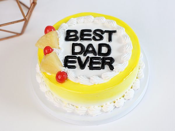 Pineapple Cake Father's Day
