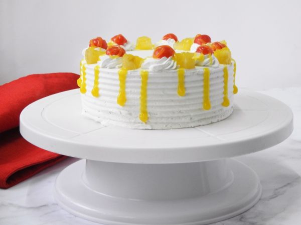 Pineapple cake, punchy pineapple cake, birthday cake, cake home delivery, fruit cakes
