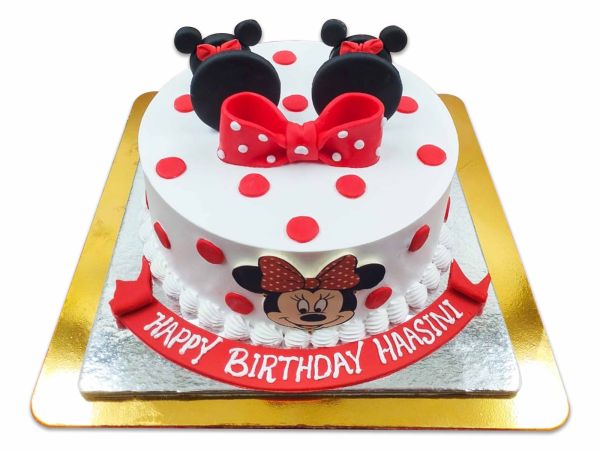 Minnie Mouse Custom Cake