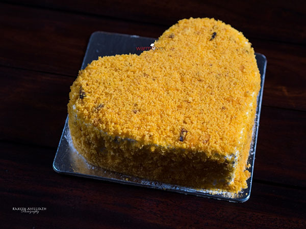 Naked Orange Velvet Heart Cake Half Kg Buy Naked Orange Velvet Heart Cake Online Warmoven